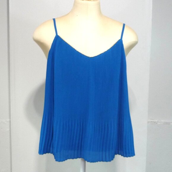 THE LIMITED Size 1X Blue Pleated Tank - Picture 1 of 7